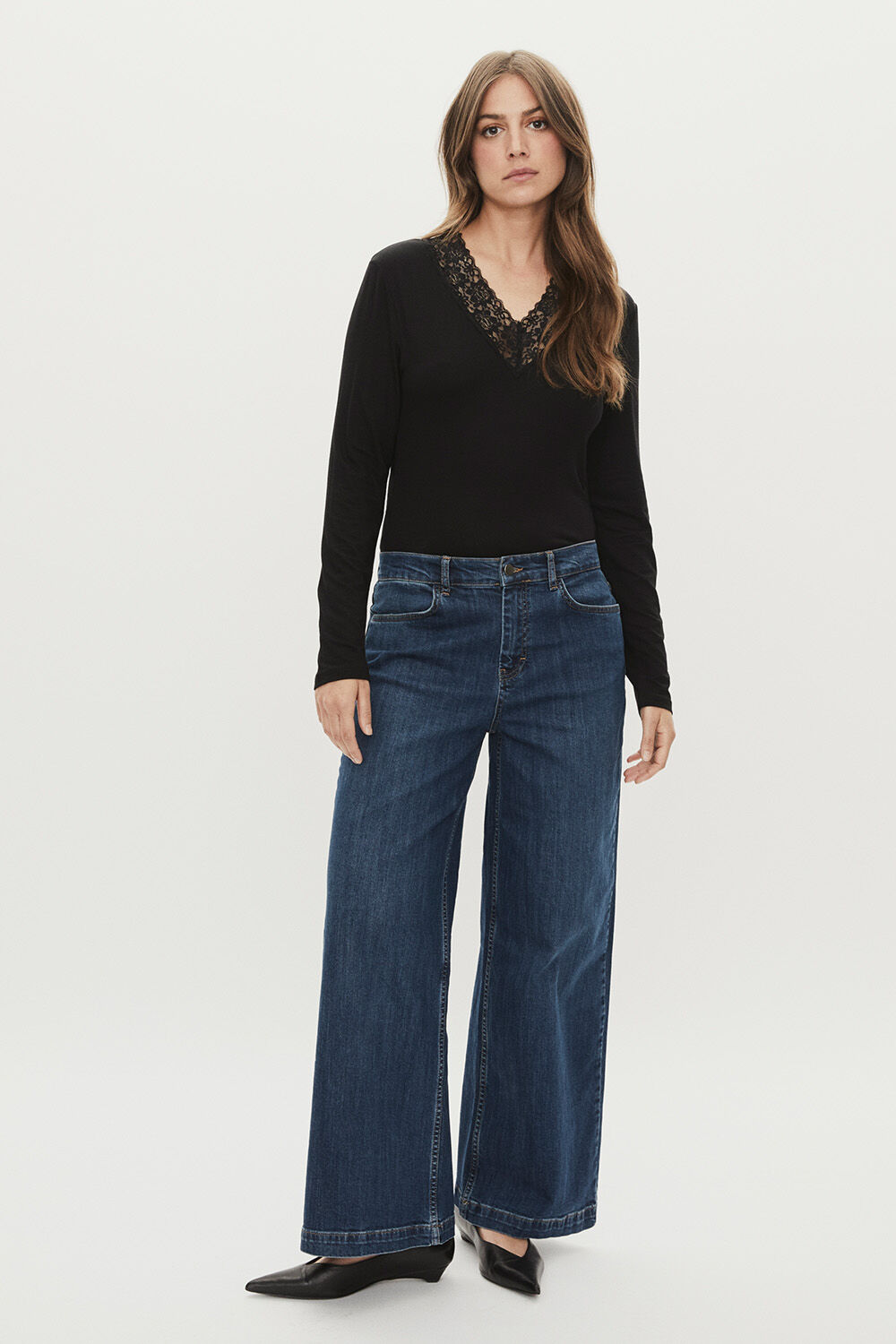 Passang Trousers - Blue Denim, Dionius JERSEY Top - Black
